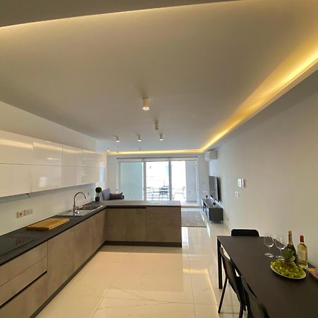 Tigne Sliema Three Bedrooms Apartment Ngoại thất bức ảnh