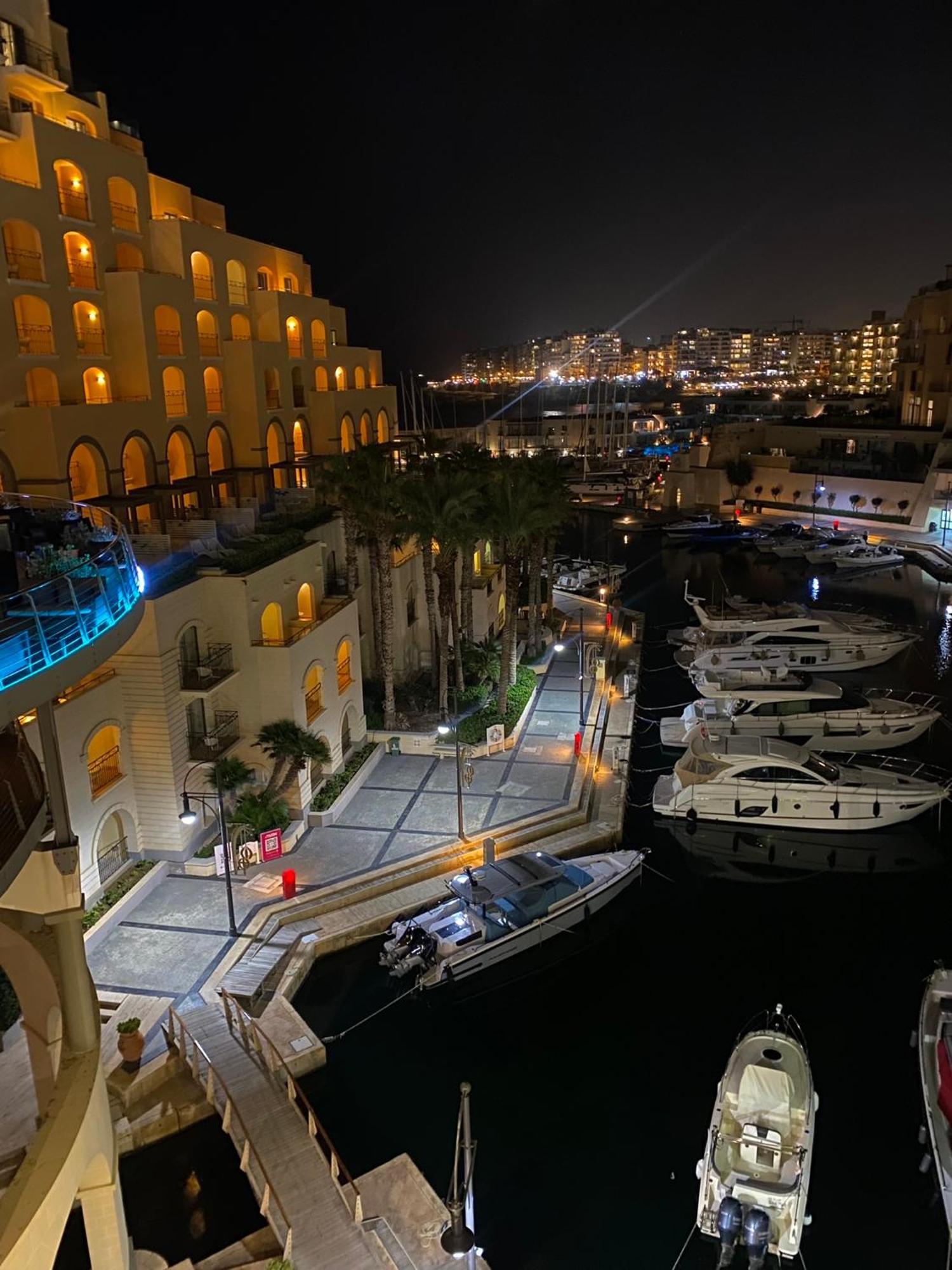 Tigne Sliema Three Bedrooms Apartment Ngoại thất bức ảnh