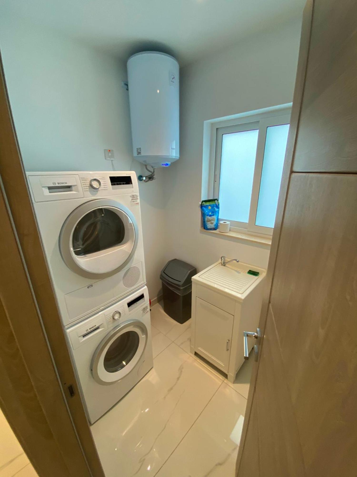 Tigne Sliema Three Bedrooms Apartment Ngoại thất bức ảnh