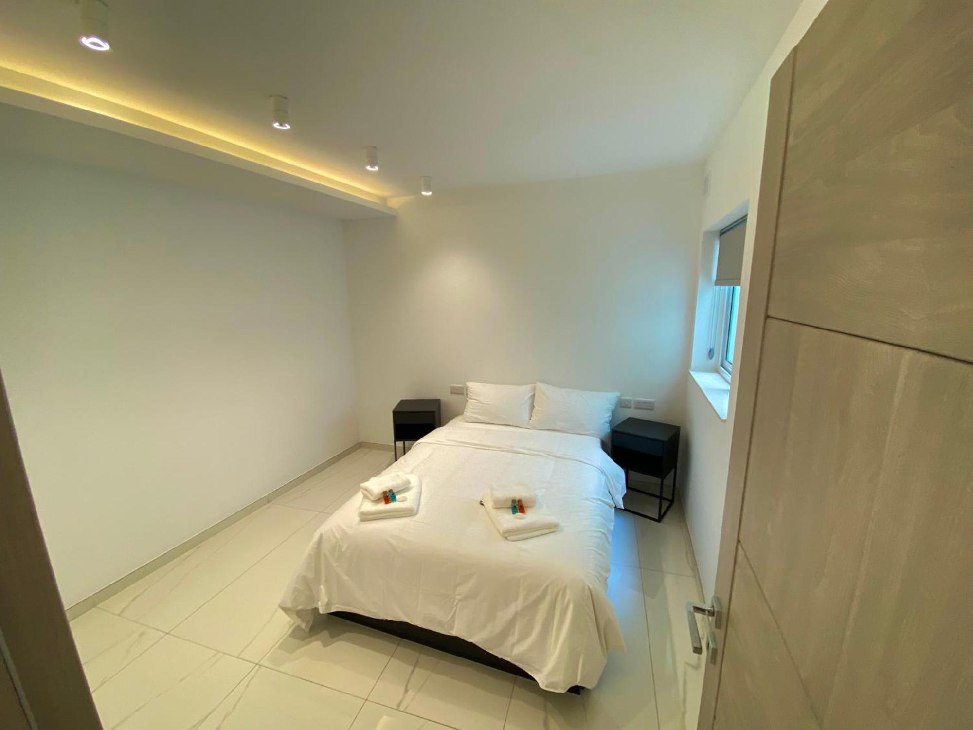 Tigne Sliema Three Bedrooms Apartment Ngoại thất bức ảnh