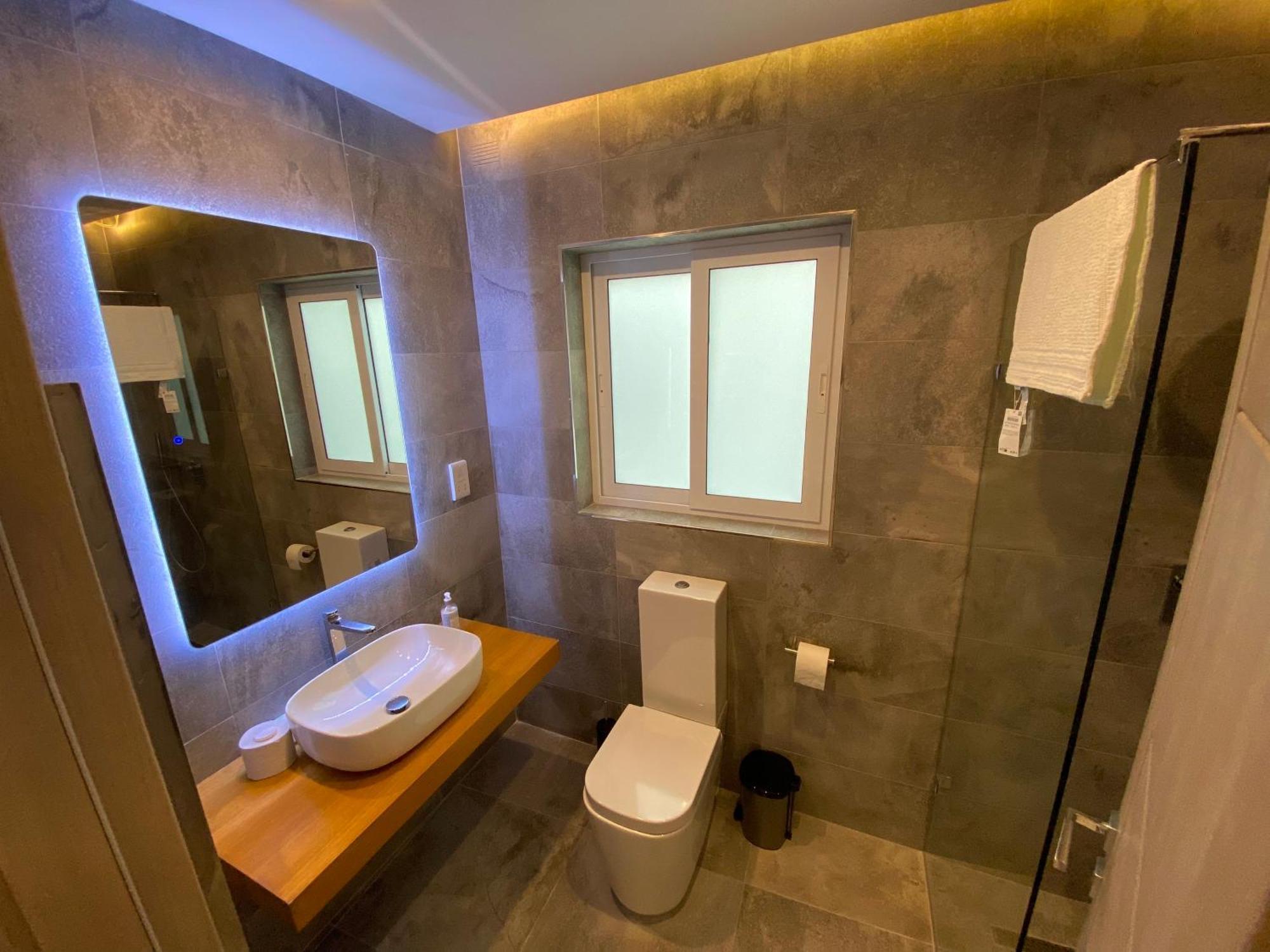 Tigne Sliema Three Bedrooms Apartment Ngoại thất bức ảnh