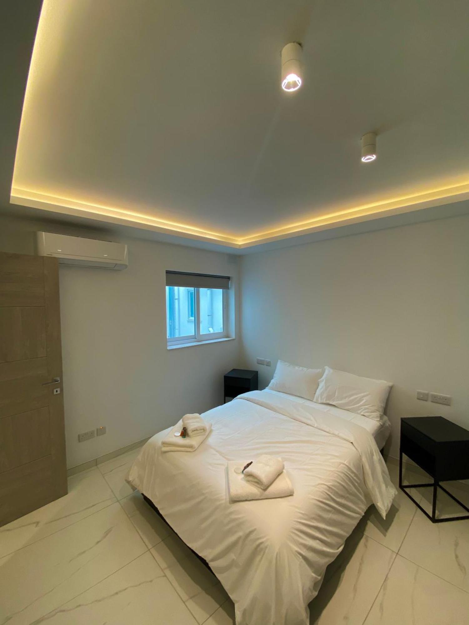 Tigne Sliema Three Bedrooms Apartment Ngoại thất bức ảnh