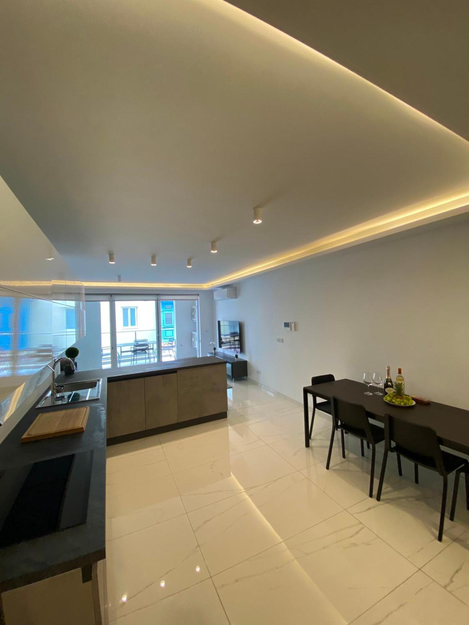 Tigne Sliema Three Bedrooms Apartment Ngoại thất bức ảnh