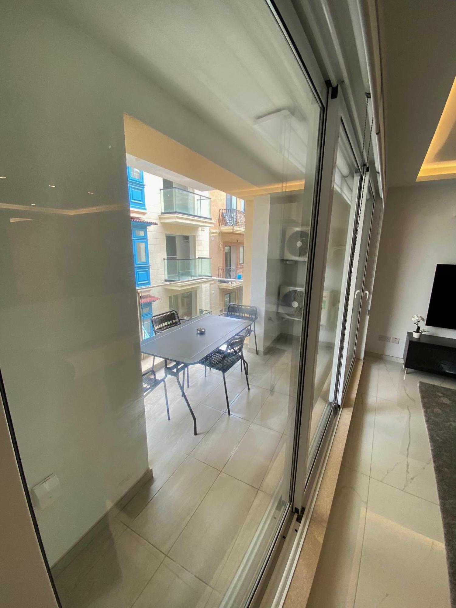 Tigne Sliema Three Bedrooms Apartment Ngoại thất bức ảnh